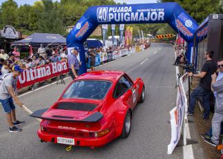 Carlos Beltrán (Porsche Carrera RS 3.0) en la Pujada al Puig Major